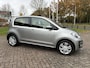 Volkswagen Up! 1.0 BMT high up! 5-Deurs | Automaat | Airconditioning | Elektrisch glazen panorama-dak | Parkpilot | Cruise control |Telefoon voorbereiding | LM-Velgen
