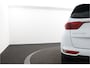 Kia Sportage 1.6 GDI First Edition - Navigatie - Dealeronderhouden - Cruise Control - Trekhaak 12 maanden Bovag garantie