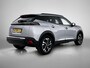 Peugeot e-2008 EV Allure 50 kWh 136pk Automaat | 1ste Eigenaar | Navigatie | Climate Control | Cruise Control | Achteruitrijcamera | parkeersensoren Achter | 17" Lichtmetalen Velgen | LED | DAB Ontvanger | Apple Carplay/Android Auto |