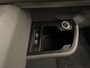 Volkswagen Transporter 2.0 TDI L2H1 28 Airco Cruise Control Apple CarPlay Trekhaak