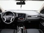 Mitsubishi Outlander 2.4 PHEV Pure 4WD | NAVIGATIE | CLIMATE CONTROL | PARKEERSENSOREN