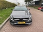 Mercedes-Benz CLA 200 AMG-Line met Panorama-dak