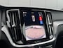 Volvo V60 T6 Plug-in hybrid AWD Plus Dark | Sportstoelen | Adaptieve Cruise control | Stoel en stuurwielverwarming | BLIS | LED | Camera | 18'' |