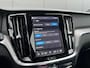 Volvo V60 T6 Plug-in hybrid AWD Plus Dark | Sportstoelen | Adaptieve Cruise control | Stoel en stuurwielverwarming | BLIS | LED | Camera | 18'' |