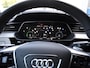 Audi Q8 e-tron 55 quattro S Edition 115 kWh 408pk | RS-stoelen | 22" Velgen | Adaptive Cruise | Camera | Luchtvering | Stoelverwarming | Elek. stoelen | Geheugen best. stoel |