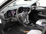 Opel Mokka 130PK Elegance | 1ste eigenaar | AUTOMAAT | Stoelverwarming | Camera | Navigatie | LED lampen | 17"LMV | Digitale Cockpit | Climate Control | Cruise Control | FULL LED | Isofix | Privacy Glass |