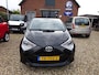 Toyota Aygo 1.0 VVT-i x-play Airco, Achteruitrijcamera, Cruise controle, Elektrische ramen, Centrale deurvergrendeling, Trekhaak