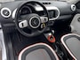 Renault Twingo Z.E. R80 Série Limitée Vibes / Dealer onderhouden / Accu SoH 95,19 % / WLTP 186 km stad 261 km / Navigatie via Apple Carplay Android / Stoelverwarming / 16" LM wielen met All Season banden /