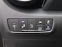Hyundai Kona 1.6 GDI HEV Premium Sky | Schuif/kantel dak | Stoelverwarming | Stoelverkoeling | Stuurverwarming | Climate Control | Adaptieve Cruise Control