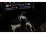 Volkswagen T-Roc R-Line Edition 1.5 TSI 150pk DSG Automaat Trekhaak, Navigatie, Adaptive cruise control, Achteruitrijcamera, LED koplampen, Parkeersensoren, Stoelverwarming
