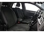 Volkswagen T-Roc R-Line Edition 1.5 TSI 150pk DSG Automaat Trekhaak, Navigatie, Adaptive cruise control, Achteruitrijcamera, Stoelverwarming, LED koplampen, App connect