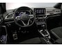 Volkswagen T-Roc R-Line Edition 1.5 TSI 150pk DSG Automaat Trekhaak, Navigatie, Adaptive cruise control, Achteruitrijcamera, Stoelverwarming, LED koplampen, App connect