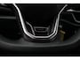 Volkswagen T-Roc R-Line Edition 1.5 TSI 150pk DSG Automaat Trekhaak, Adaptive cruise control, Navigatie, Achteruitrijcamera, Stoelverwarming, Parkeersensoren, App connect