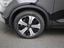 Volvo XC40 Recharge Core | Achteruitrijcamera | Climate Control | Cruise Control | Apple Carplay/Android Auto | Stoelverwarming