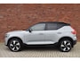 Volvo EX40 Extended Range 252PK Plus 82 kWh | Trekhaak | Stoelverwarming | Keyless |