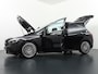 Mercedes-Benz B-klasse 180 AMG Line | Panorama - Schuifdak | DAB+ Radio | Sfeerverlichting | Achteruitrijcamera | Stoelverwarming | Dodehoek Assistent