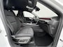 Renault Espace E-Tech full hybrid 200 esprit Alpine 7p. / Fabrieksgarantie tot 02-2027 / Dealer onderhouden / 7 persoons / 1.500 kg trekgewicht / Elektrische stoelen met massage functie / Elektrische klep / HUD / Camera 360° / Navi / Apple Carplay Android / 20" LM wielen / All Season banden /