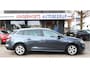 Renault Megane Estate 1.3 TCe Limited 115 Pk Benzine * Navigatie * Trekhaak * Vierseizoenenbanden * Climate & Cruise Control * Keyless Entry & Start * Vingerhoets; Vierde Generatie Eersteklas Service !