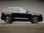 Volvo XC40 1.5 T4 Recharge Inscription Expression (APPLE CARPLAY,NAVI,LED,HARMAN/KARDON,SPORTSTOELEN,TREKHAAK,360 VIEW,CAMERA,PDC)