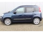 Fiat Panda 0.9-86pk TwinAir 'Sempre'. Uiterst nette en luxe Fiat Panda ! Airco, elektr. ramen en spiegels, navigatie by Google, telefoonvoorb., camera, metallic lak, LM wielen, trekhaak etc.