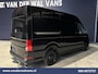 Volkswagen Crafter 2.0 TDI 141pk L3H3 L2H2 Euro6 Airco | 3000kg Trekhaak | Apple Carplay | Android Auto Cruisecontrol, Stoelverwarming, Parkeersensoren, Bijrijdersbank