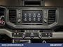 Volkswagen Crafter 2.0 TDI 141pk L3H3 L2H2 Euro6 Airco | 3000kg Trekhaak | Apple Carplay | Android Auto Cruisecontrol, Stoelverwarming, Parkeersensoren, Bijrijdersbank