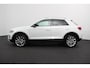 Volkswagen T-Roc 1.5 TSI 150pk DSG Style | two tone | Navigatie | Apple Carplay/Android Auto | Parkeersensoren | Camera | Adaptive Cruise Control | Blind Spot Assist | Park Assist | Stoel- en stuurverwarming | Elektrische achterklep | LED-koplampen