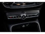 Volvo XC40 Recharge Twin AWD 78 kWh Ultimate | Trekhaak | Panoramadak | All Season banden | 360 Camera | Adaptieve cruise control | Harman Kardon audio |