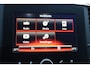 Renault Megane Estate 1.5 dCi Limited Navigatie, Trekhaak, Climate control, Cruise control, Lichtmetalen wielen