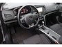 Renault Megane Estate 1.5 dCi Limited Navigatie, Trekhaak, Climate control, Cruise control, Lichtmetalen wielen