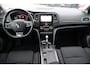 Renault Megane Estate 1.5 dCi Limited Navigatie, Trekhaak, Climate control, Cruise control, Lichtmetalen wielen