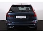 Volvo XC60 T8 Recharge AWD Ultra Black Edition - Luchtvering - Panorama/schuifdak - IntelliSafe Assist & Surround - 360º Camera - Harman/Kardon audio - Adaptieve LED koplampen - Verwarmde voorstoelen, stuur & achterbank - Parkeersensoren voor & achter - Elektr. bedienb. voorstoelen met geheugen - Head up display - Draadloze tel. lader - Extra getint glas - Elektr. inklapbare trekhaak - 21' LMV