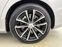 Volvo V60 T6 Recharge Essential | 18" | Leder | Adaptieve cruise | BLIS | Stoel/stuur/achterbankverwarming | Parkeercamera | Parkeersensoren V+A