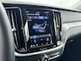 Volvo V60 T6 Recharge Essential | 18" | Leder | Adaptieve cruise | BLIS | Stoel/stuur/achterbankverwarming | Parkeercamera | Parkeersensoren V+A