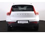Volvo XC40 T5 Recharge Ultimate Dark Panorama/schuifdak - IntelliSafe Assist & Surround - 360º Camera - Harman/Kardon audio - Verwarmde voorstoelen & stuur - Parkeersensoren voor & achter - Extra getint glas - 19' LMV