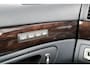 Lexus LS 600h L. President V8/Young Timer/TV/Massage/Mark Levison/Carplay/Vol opties!
