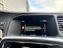 Volvo V60 Cross Country 2.0 D3 Momentum / bi-xenon koplampen / Trekhaak / Verwarmbare voorruit /
