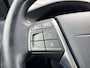 Volvo V60 Cross Country 2.0 D3 Momentum / bi-xenon koplampen / Trekhaak / Verwarmbare voorruit /