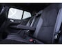 Volvo XC40 2.0 T4 R-Design LED/PANO/TREKH/STOEL ELKTR/