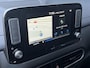 Hyundai Kona Electric EV Premium 64 kWh | Adaptieve cruisecontrol | Head up display | Lederen bekleding | Sidebars |