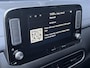 Hyundai Kona Electric EV Premium 64 kWh | Adaptieve cruisecontrol | Head up display | Lederen bekleding | Sidebars |