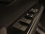 Lexus UX 250h Preference Line - CLIMATE CONTROL - ALCANTARA BEKLEDING - PARKEERSENSOREN VOOR/ ACHTER - CAMERA - DODEHOEK DETECTIE - KEYLESS ENTRY/ START - APPLE CARPLAY/ ANDROID AUTO