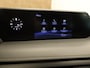 Lexus UX 250h Preference Line - CLIMATE CONTROL - ALCANTARA BEKLEDING - PARKEERSENSOREN VOOR/ ACHTER - CAMERA - DODEHOEK DETECTIE - KEYLESS ENTRY/ START - APPLE CARPLAY/ ANDROID AUTO