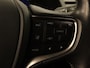 Lexus UX 250h Preference Line - CLIMATE CONTROL - ALCANTARA BEKLEDING - PARKEERSENSOREN VOOR/ ACHTER - CAMERA - DODEHOEK DETECTIE - KEYLESS ENTRY/ START - APPLE CARPLAY/ ANDROID AUTO