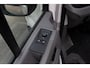 Volkswagen Crafter 35 2.0 TDI L3H3 Trekhaak I 3 Zitplaatsen I Cruise I Airco I Navigatie I Bluetooth I Dealeronderhouden