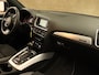 Audi Q5 2.0 TDI quattro Sport Edition - UNIEKE AUTO - ORIGINEEL NEDERLANDSE AUTO - AFKOMSTIG VAN 1E EIGENAAR - LAGE KM STAND - ALLE BOEKJES AANWEZIG - VERKEERT IN EEN ZEER NETTE STAAT - NAVIGATIE - S LINE PAKKET - CLIMATE CONTROL - PARKEERSENSOREN VOOR/ ACHTER - DEELS LEDEREN BEKLEDING - QUATTRO TECHNIEK -NA MONTAGE VAN TREKHAAK 2000 KG TREKGEWICHT