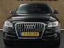 Audi Q5 2.0 TDI quattro Sport Edition - UNIEKE AUTO - ORIGINEEL NEDERLANDSE AUTO - AFKOMSTIG VAN 1E EIGENAAR - LAGE KM STAND - ALLE BOEKJES AANWEZIG - VERKEERT IN EEN ZEER NETTE STAAT - NAVIGATIE - S LINE PAKKET - CLIMATE CONTROL - PARKEERSENSOREN VOOR/ ACHTER - DEELS LEDEREN BEKLEDING - QUATTRO TECHNIEK -NA MONTAGE VAN TREKHAAK 2000 KG TREKGEWICHT