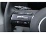 Hyundai Kona Electric Premium Sky 65.4 kWh | Achterstoelen verwarmd | Cruise control adaptief met Stop&Go en stuurhulp | Dodehoekdetectie met correctie