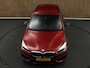 BMW 2-Serie Active Tourer 218i High Executive - ELEKTRISCHE ACHTERKLEP - KEYLESS START - VOORSTOELEN VERWARMD - NAVIGATIE - CRUISE CONTROL - CLIMATE CONTROL- BLUETOOTH - SPORTSTOELEN- MISTLAMPEN VOOR