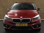 BMW 2-Serie Active Tourer 218i High Executive - ELEKTRISCHE ACHTERKLEP - KEYLESS START - VOORSTOELEN VERWARMD - NAVIGATIE - CRUISE CONTROL - CLIMATE CONTROL- BLUETOOTH - SPORTSTOELEN- MISTLAMPEN VOOR